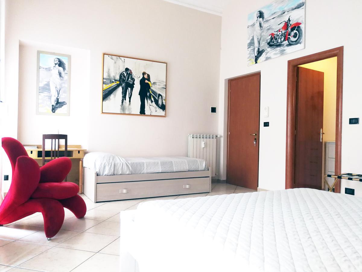 B&B Central Station Turin Bagian luar foto