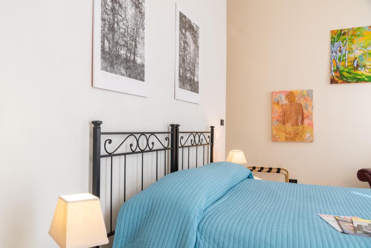 B&B Central Station Turin Bagian luar foto