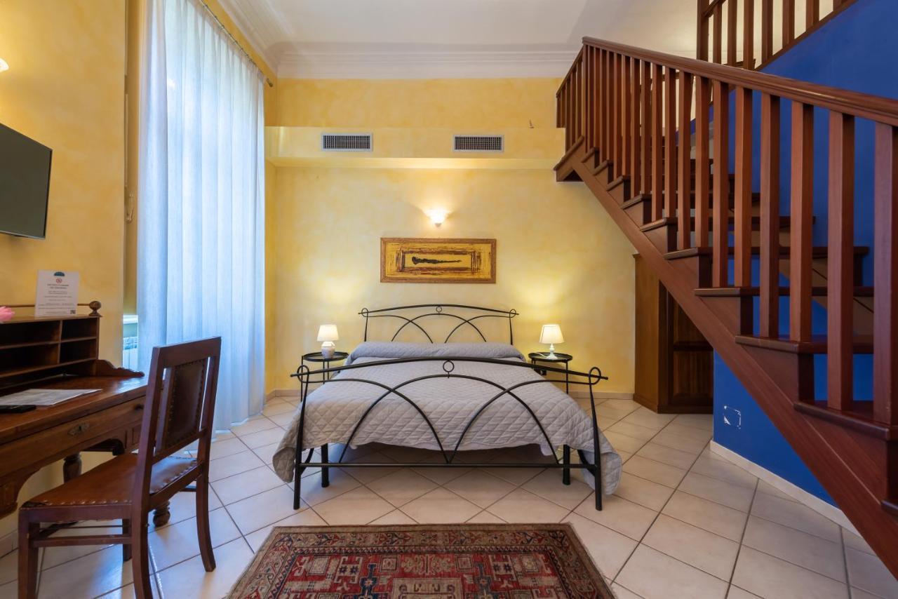 B&B Central Station Turin Bagian luar foto