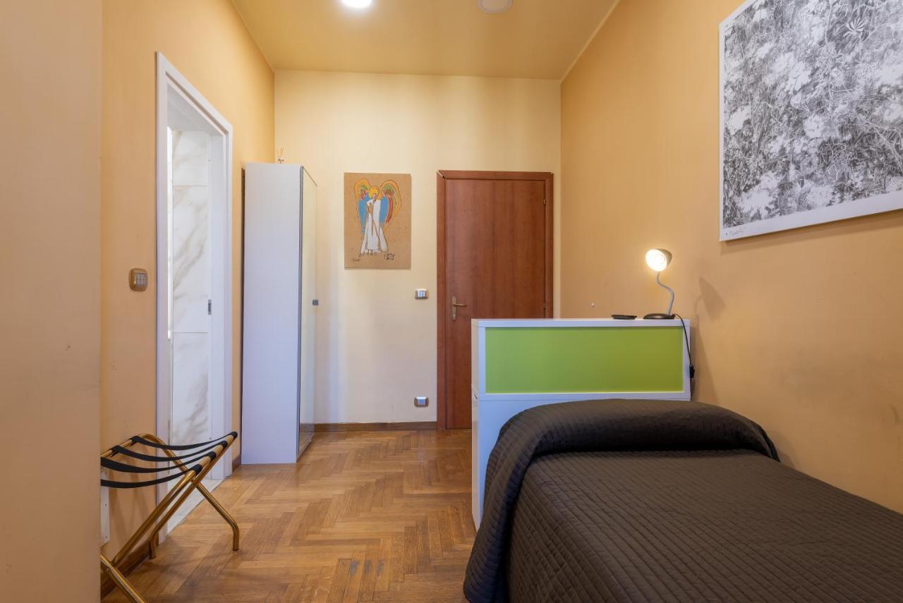 B&B Central Station Turin Bagian luar foto