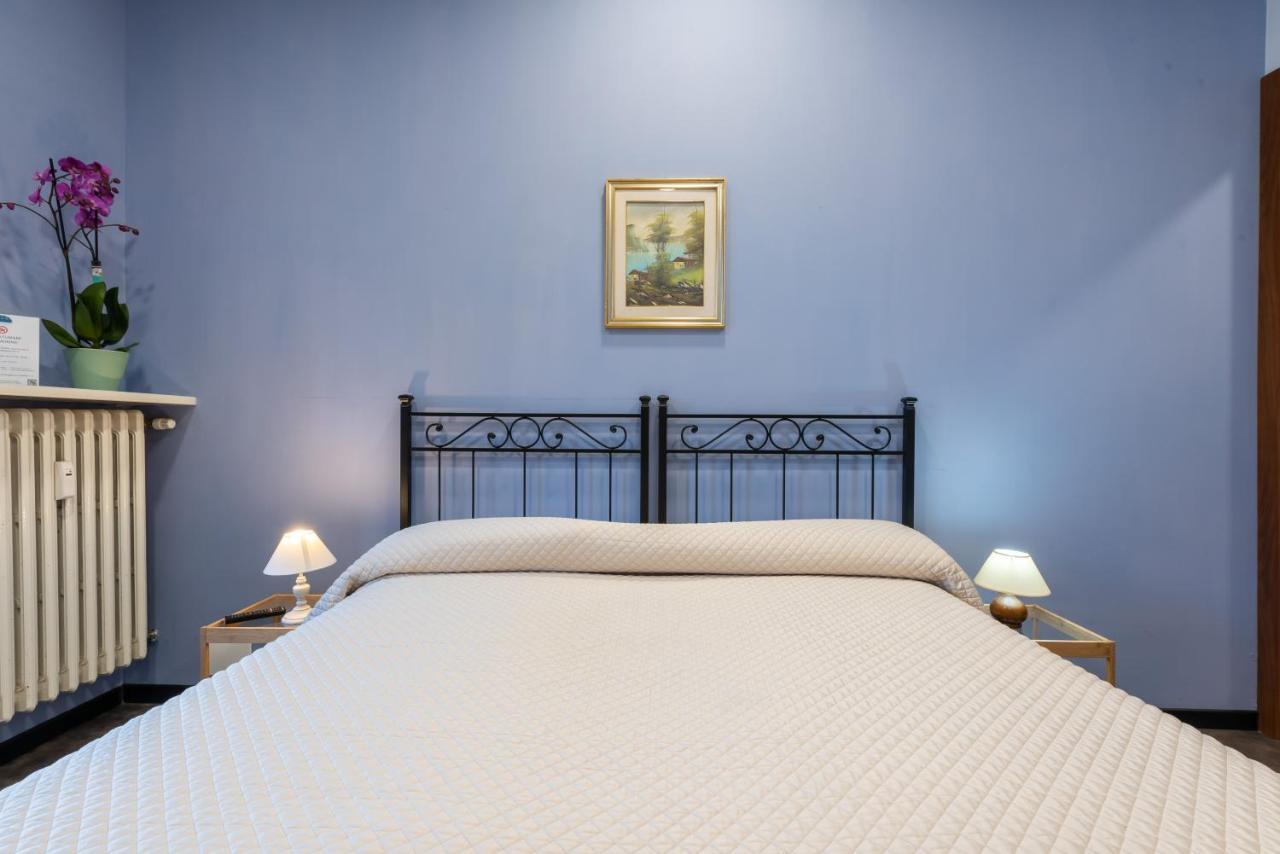 B&B Central Station Turin Bagian luar foto