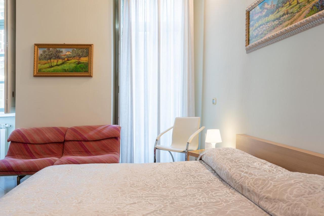 B&B Central Station Turin Bagian luar foto