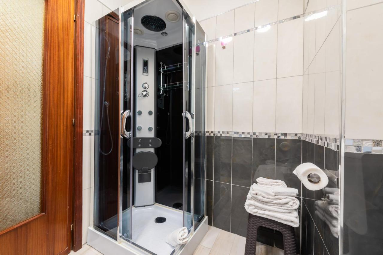B&B Central Station Turin Bagian luar foto